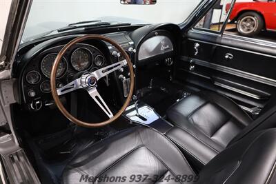 1965 Chevrolet Corvette   - Photo 18 - Springfield, OH 45503