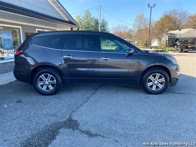 2017 Chevrolet Traverse LT   - Photo 4 - Salem, IL 62881