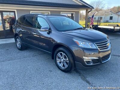 2017 Chevrolet Traverse LT   - Photo 3 - Salem, IL 62881