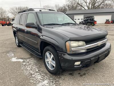 2005 Chevrolet TrailBlazer EXT LT   - Photo 3 - Salem, IL 62881