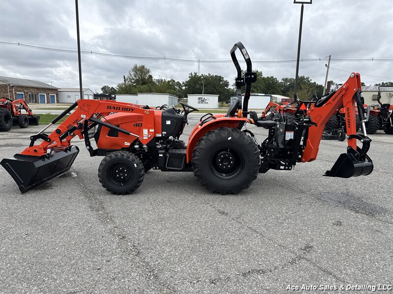 2026 BAD BOY BB4035CHILB 4035 CAB / BACKHOE  