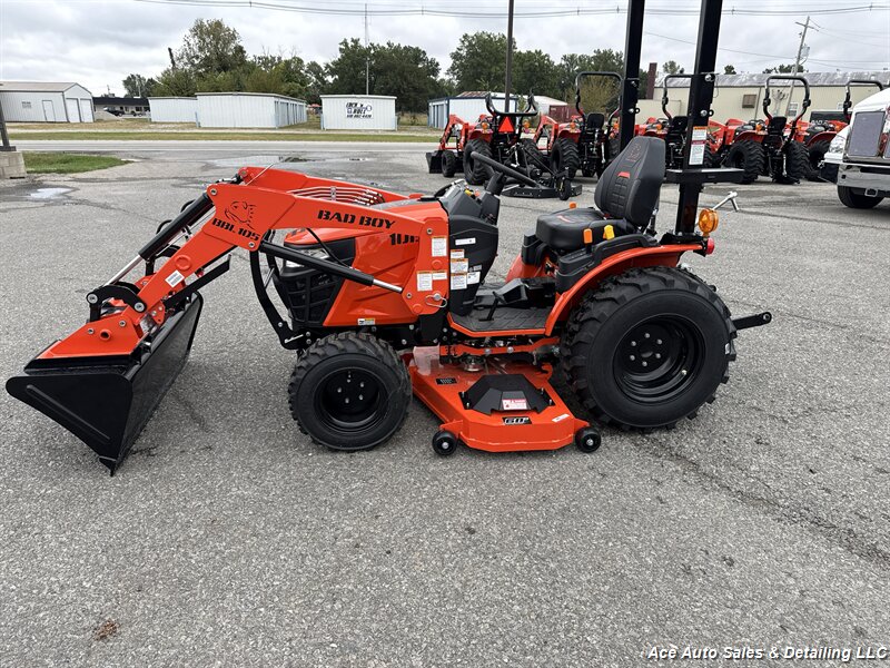 2026 BAD BOY 1025HILM 1025 TRACTOR / LOADE  