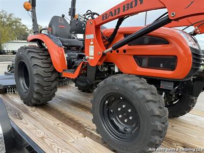 2024 BAD BOY BB3026HIL 3026 TRACTOR / LOADE - Photo 2 - Salem, IL 62881