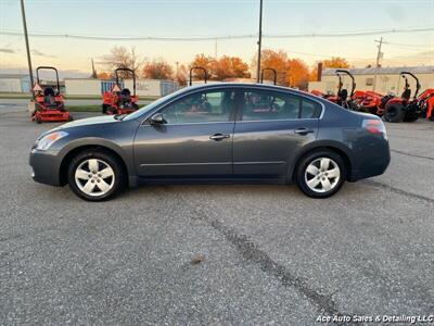 2007 Nissan Altima 2.5   - Photo 8 - Salem, IL 62881