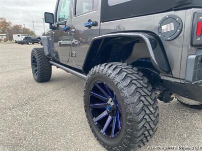 2018 Jeep Wrangler JK Unlimited Sport S   - Photo 9 - Salem, IL 62881