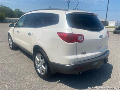 2011 Chevrolet Traverse LT   - Photo 7 - Salem, IL 62881