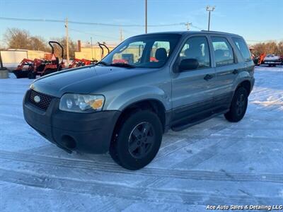 2005 Ford Escape XLS  