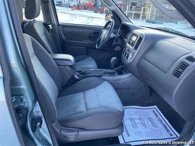 2005 Ford Escape XLS   - Photo 36 - Salem, IL 62881