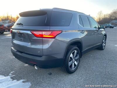 2020 Chevrolet Traverse LT Leather   - Photo 4 - Salem, IL 62881