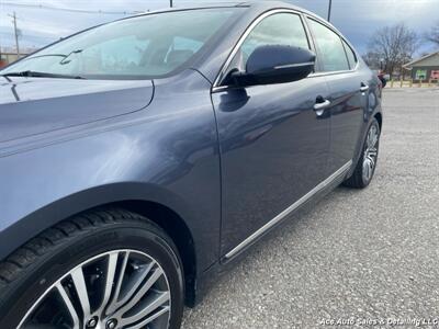 2014 Kia Cadenza Premium   - Photo 9 - Salem, IL 62881