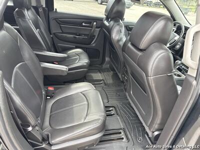 2015 GMC Acadia SLT-2 - Photo 14 - Salem, IL 62881
