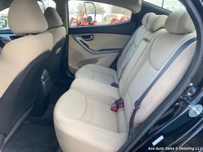 2016 Hyundai ELANTRA SE   - Photo 27 - Salem, IL 62881