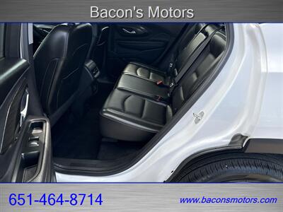 2022 GMC Terrain SLT - Photo 13 - Forest Lake, MN 55025