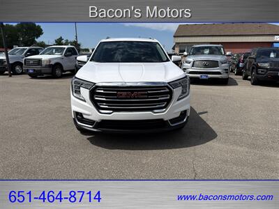 2022 GMC Terrain SLT - Photo 2 - Forest Lake, MN 55025