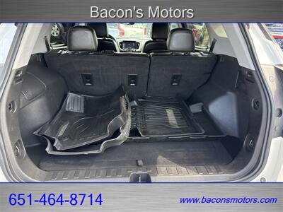 2022 GMC Terrain SLT - Photo 14 - Forest Lake, MN 55025
