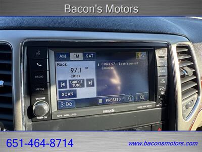 2011 Jeep Grand Cherokee Limited   - Photo 24 - Forest Lake, MN 55025