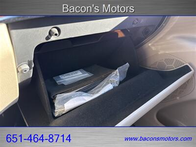 2011 Jeep Grand Cherokee Limited   - Photo 30 - Forest Lake, MN 55025