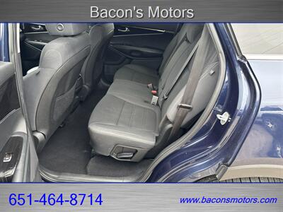 2019 Kia Sorento LX V6   - Photo 13 - Forest Lake, MN 55025