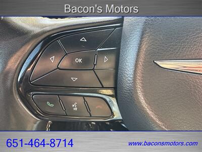 2020 Chrysler Pacifica Launch Edition   - Photo 19 - Forest Lake, MN 55025
