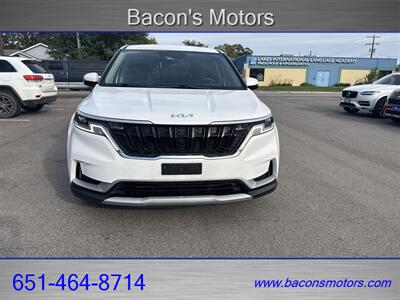 2022 Kia Carnival LX   - Photo 2 - Forest Lake, MN 55025