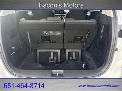 2022 Kia Carnival LX   - Photo 14 - Forest Lake, MN 55025