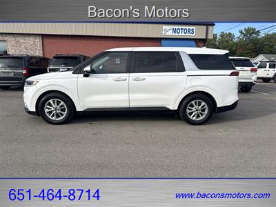 2022 Kia Carnival LX   - Photo 8 - Forest Lake, MN 55025