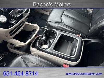 2022 Chrysler Pacifica Touring L - Photo 28 - Forest Lake, MN 55025