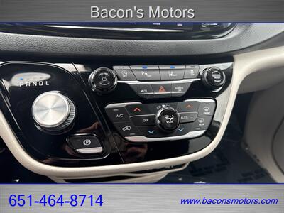 2022 Chrysler Pacifica Touring L - Photo 27 - Forest Lake, MN 55025