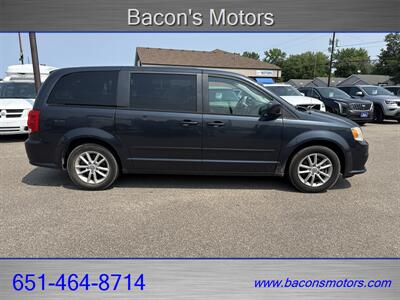 2013 Dodge Grand Caravan SXT   - Photo 4 - Forest Lake, MN 55025