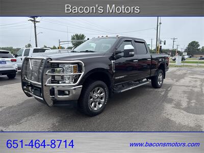 2018 Ford F-350 Super Duty Lariat   - Photo 1 - Forest Lake, MN 55025