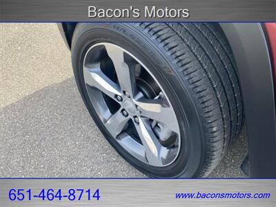 2022 Jeep Grand Cherokee L Limited - Photo 9 - Forest Lake, MN 55025