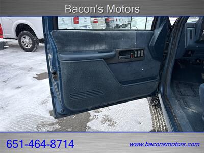 1991 GMC Sierra 2500 - Photo 10 - Forest Lake, MN 55025