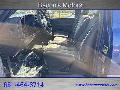 2004 GMC Sierra 2500 Work Truck 2dr Regular Cab Work Truck   - Photo 12 - Forest Lake, MN 55025