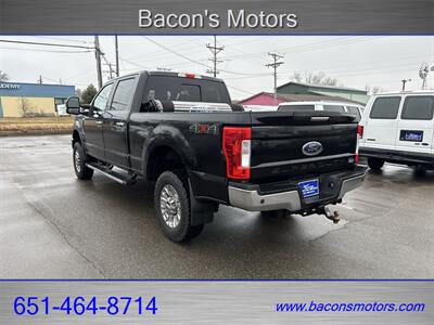 2017 Ford F-250 Super Duty Lariat   - Photo 7 - Forest Lake, MN 55025