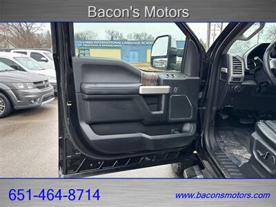 2017 Ford F-250 Super Duty Lariat   - Photo 9 - Forest Lake, MN 55025