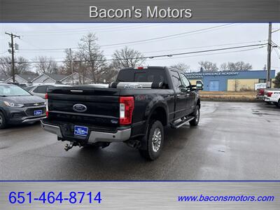 2017 Ford F-250 Super Duty Lariat   - Photo 5 - Forest Lake, MN 55025