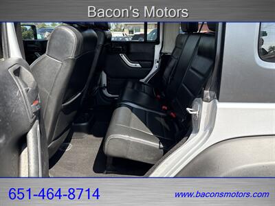2012 Jeep Wrangler Unlimited Rubicon   - Photo 12 - Forest Lake, MN 55025