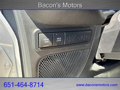 2012 Jeep Wrangler Unlimited Rubicon   - Photo 18 - Forest Lake, MN 55025