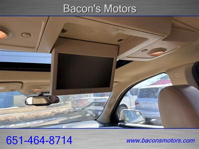 2011 Chevrolet Traverse LTZ   - Photo 17 - Forest Lake, MN 55025