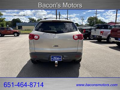2011 Chevrolet Traverse LTZ - Photo 6 - Forest Lake, MN 55025
