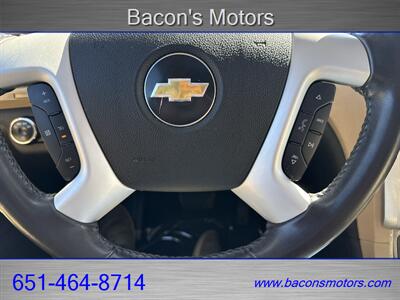 2011 Chevrolet Traverse LTZ   - Photo 18 - Forest Lake, MN 55025
