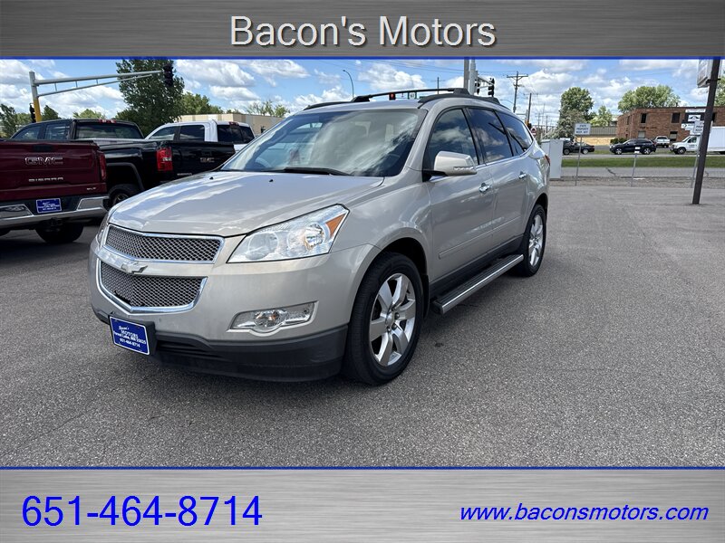2011 Chevrolet Traverse LTZ   - Photo 1 - Forest Lake, MN 55025
