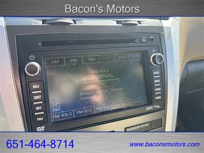 2011 Chevrolet Traverse LTZ   - Photo 19 - Forest Lake, MN 55025