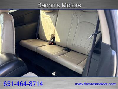 2011 Chevrolet Traverse LTZ   - Photo 12 - Forest Lake, MN 55025