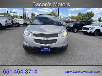 2011 Chevrolet Traverse LTZ - Photo 2 - Forest Lake, MN 55025