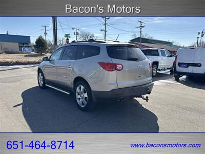 2011 Chevrolet Traverse LTZ   - Photo 7 - Forest Lake, MN 55025