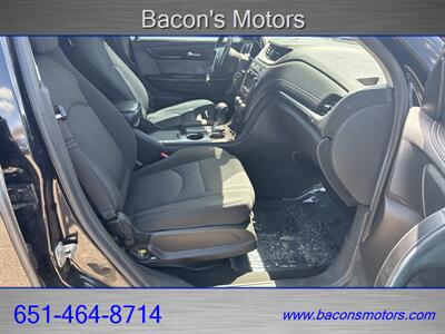 2016 Chevrolet Traverse LT   - Photo 15 - Forest Lake, MN 55025
