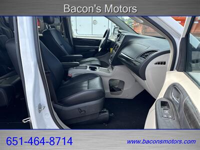 2014 Dodge Grand Caravan Crew   - Photo 17 - Forest Lake, MN 55025