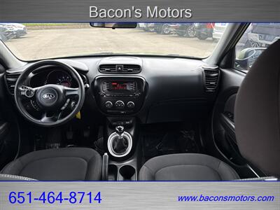 2016 Kia Soul   - Photo 16 - Forest Lake, MN 55025