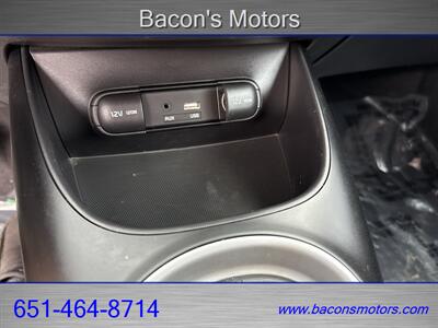 2016 Kia Soul   - Photo 21 - Forest Lake, MN 55025